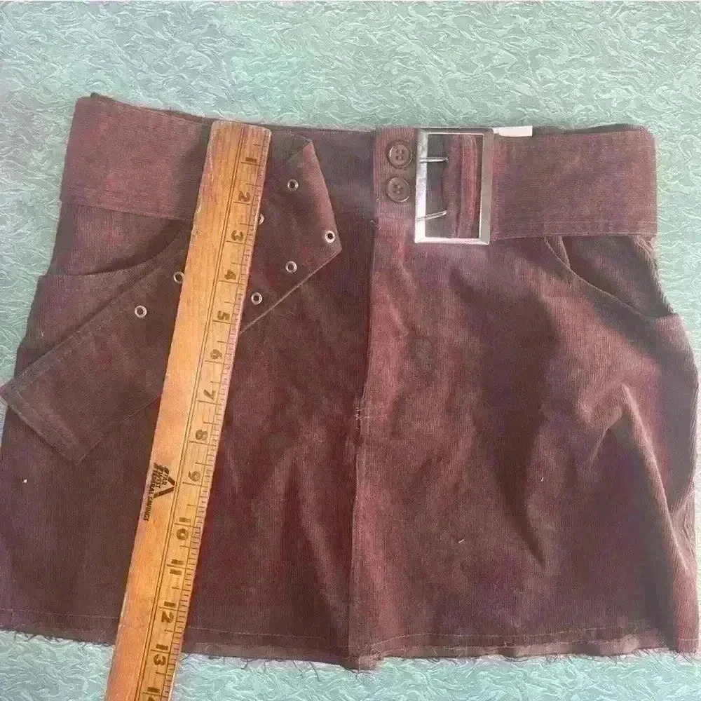 Rue 21 brown corduroy mini skirt with raw edge size small New with Tag - Picture 3 of 7